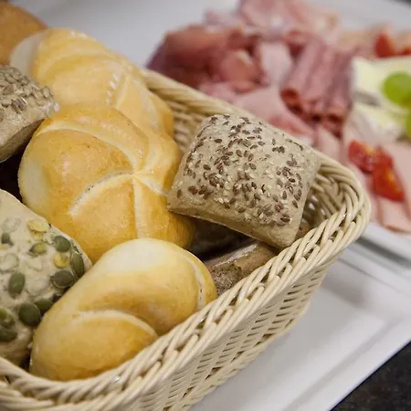 Garni Liesl * لانغنفلد